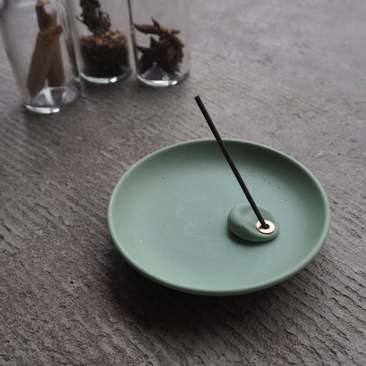 Incense Holder (traditional crafts - Kutani porcelain) STONED MOJIT