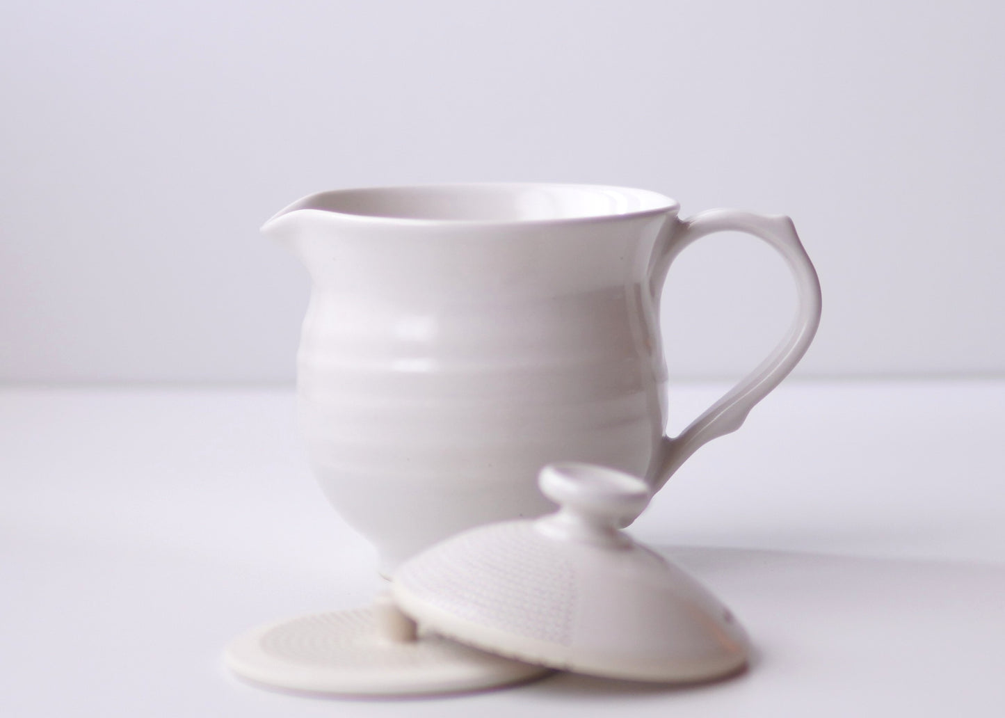 Tea Pot (White) - Japanese Artisan
